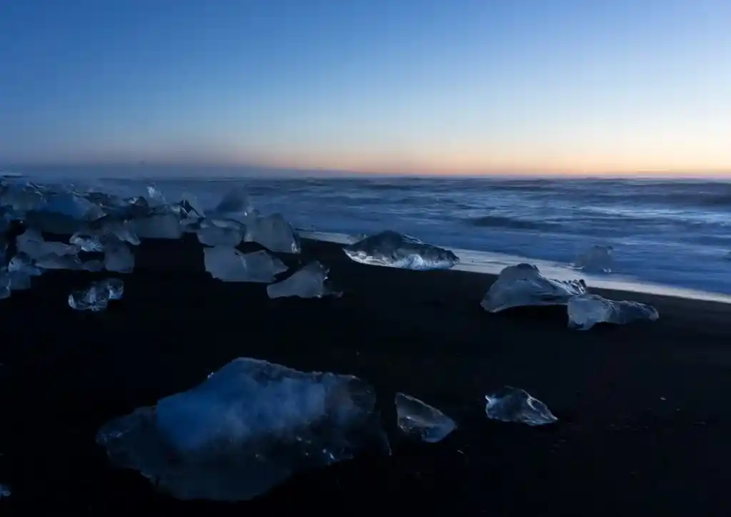 Icebergs at Diamond beach at dawn. A winter week in Iceland. Iceland in January. 35 Photos that will make you want to go to Iceland in winter.
