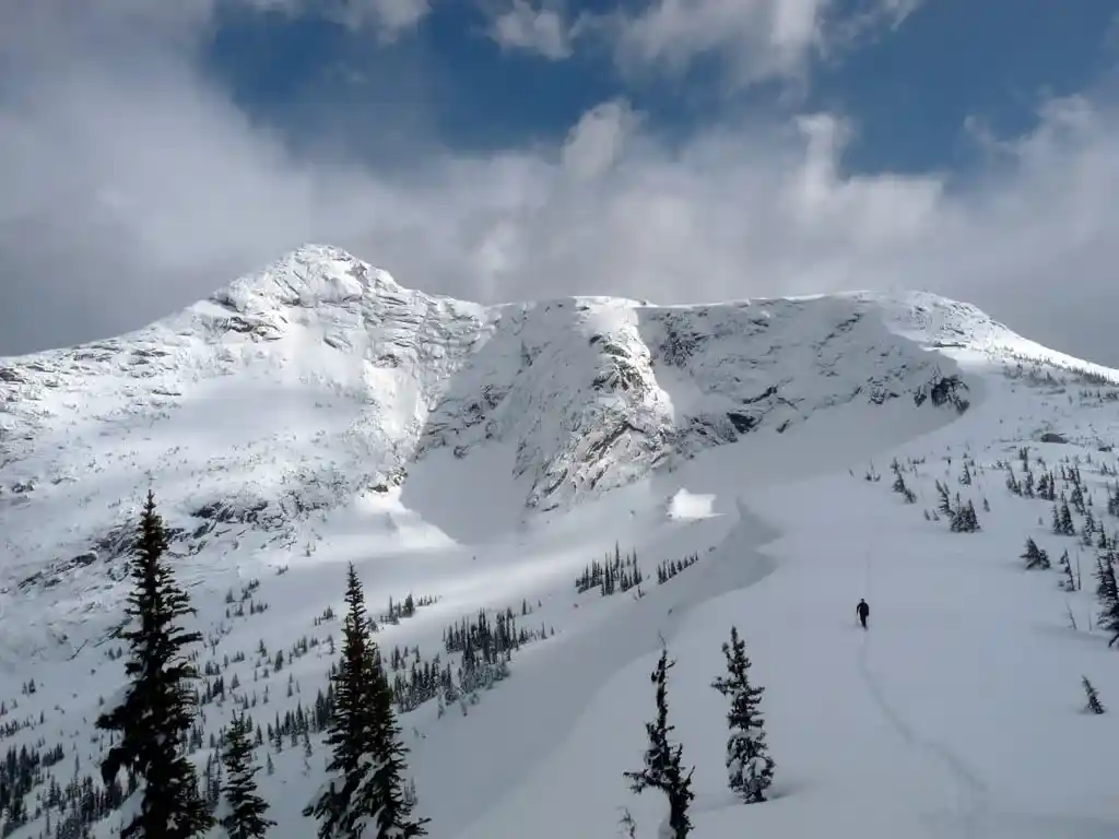 Snowshoeing at Needle Peak on the Coquihalla. Read about how to snowshoe here in the Ultimate Guide to Snowshoeing in the Fraser Valley near Vancouver, BC, Canada