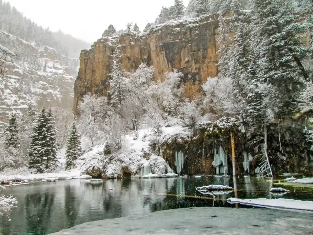 Hanging Lake near Aspen. One of the best lake hikes in Colorado.