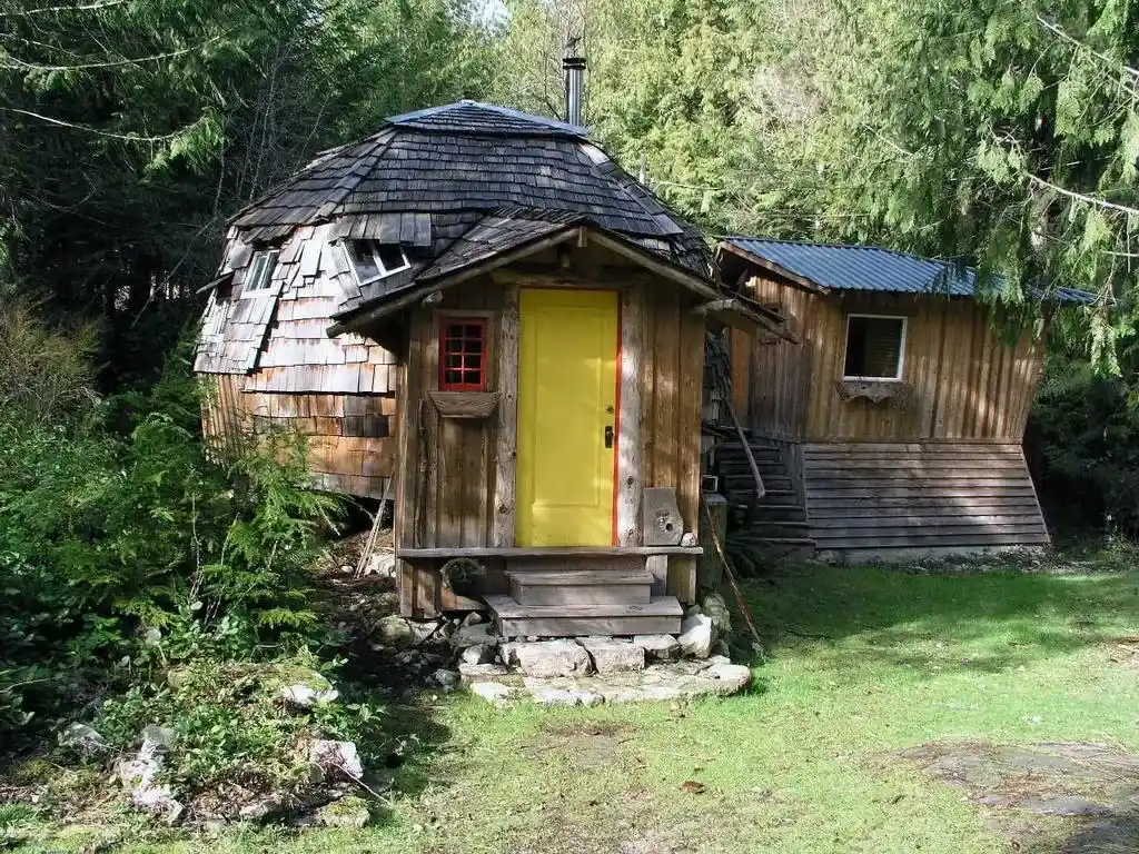 Magical Dome cabin in Lund, BC on the Sunshine Coast