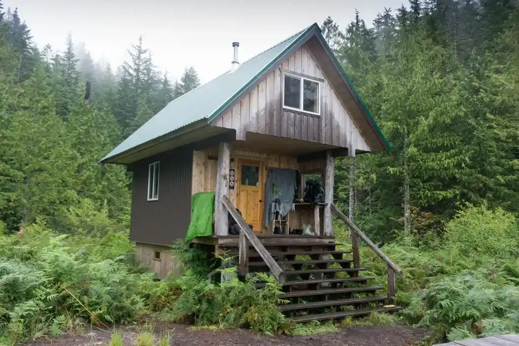 Confederation Lake Hut