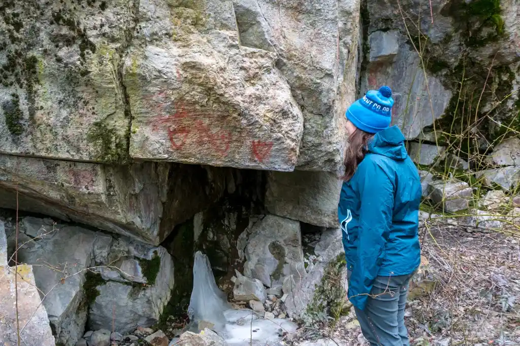Looking at Pictographs on the Stein River Trail