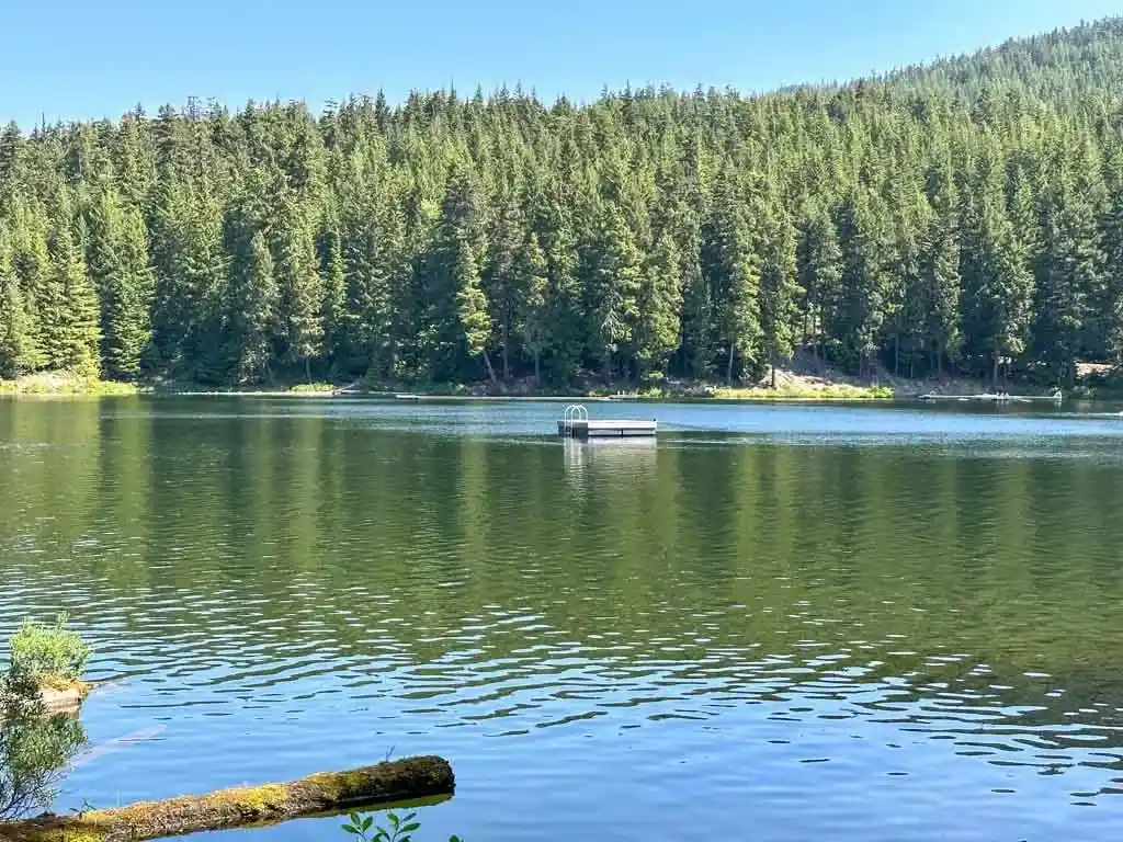 One of the floating docks at Lost Lake