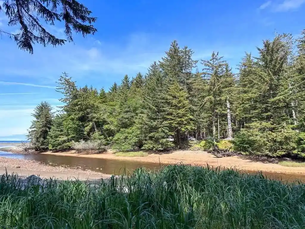 View of the monumental pole at Hiellen Village in Naikoon Provincial Park in Haida Gwaii