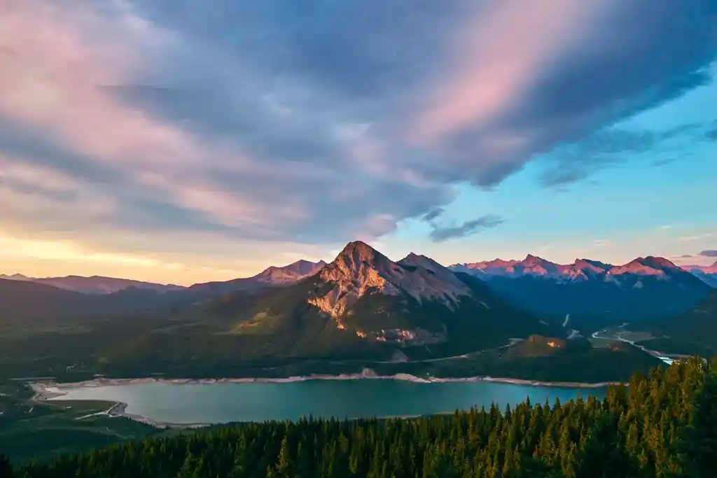 Sunrise at Barrier Lake near Canmore